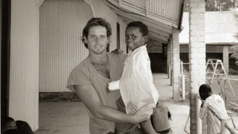 Dave M. Atkin, MD, FAAOS, Receives American Academy of Orthopaedic Surgeons’ Humanitarian Award